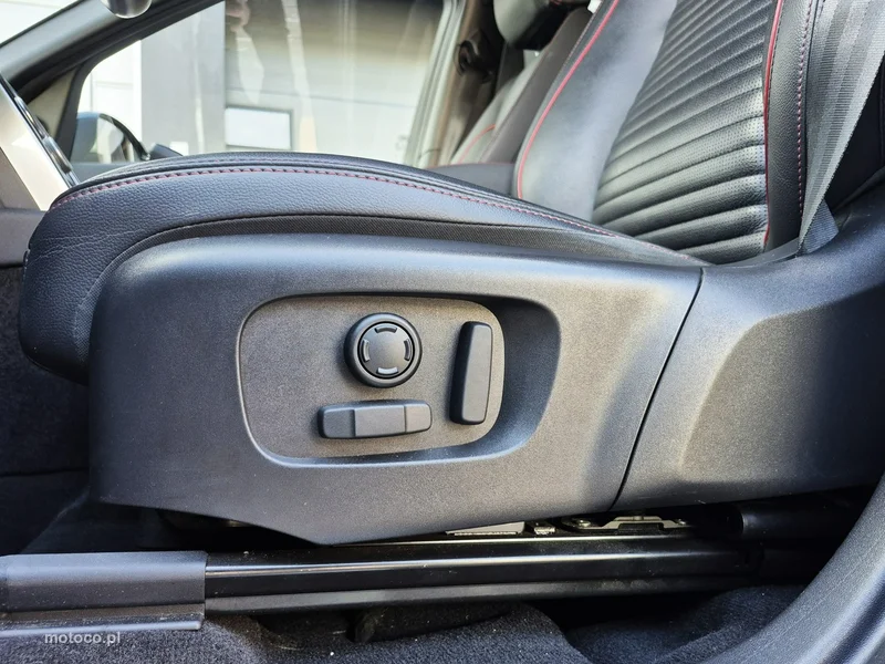 Land Rover Discovery Sport 22