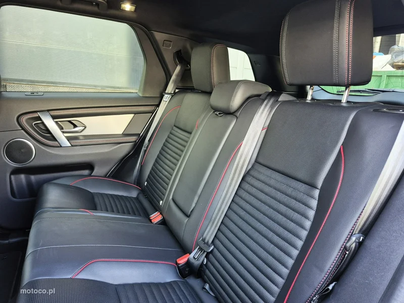 Land Rover Discovery Sport 25
