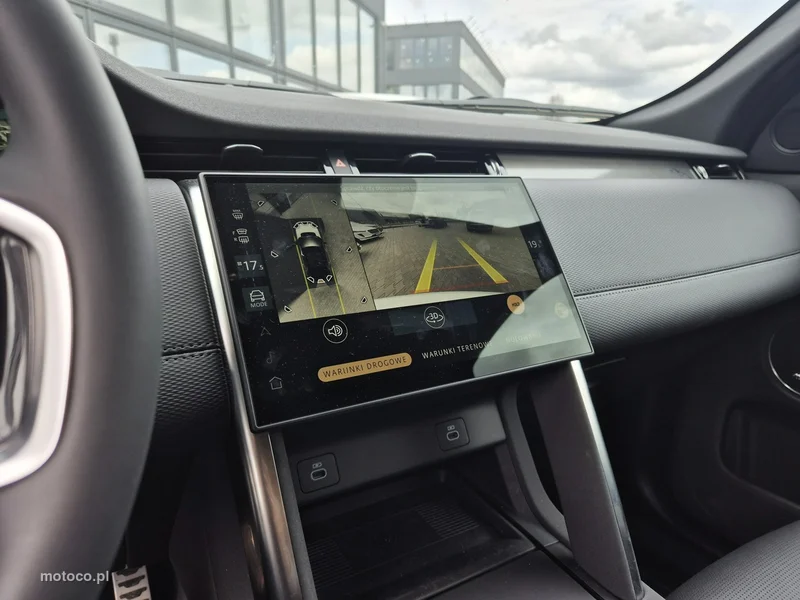 Land Rover Discovery Sport 39
