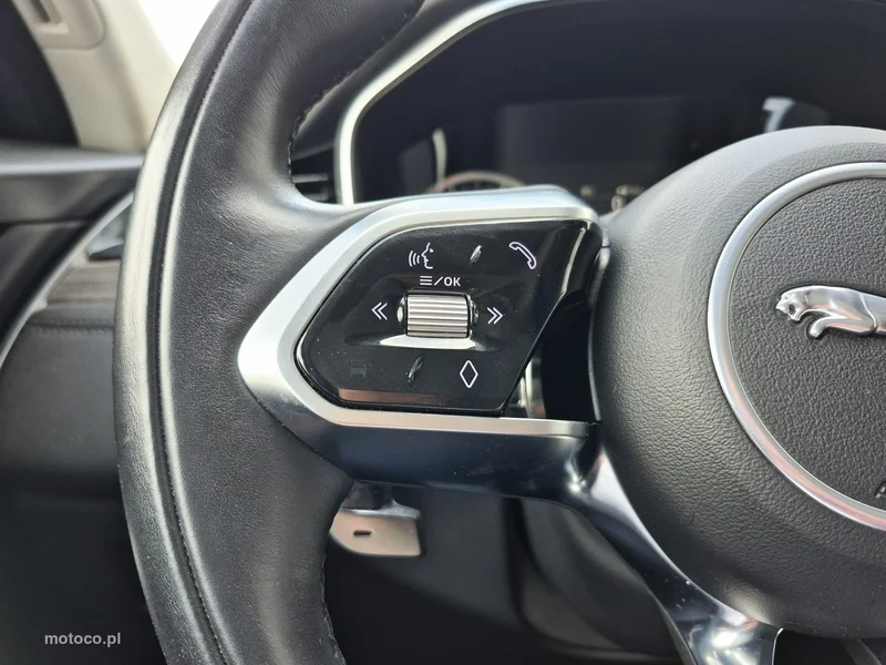 Jaguar F-Pace 30