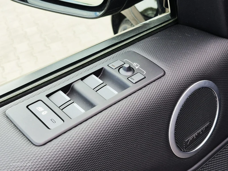 Land Rover Discovery 14