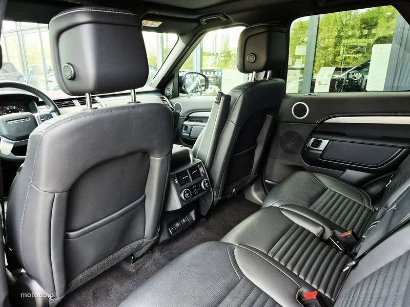 Land Rover Discovery 21