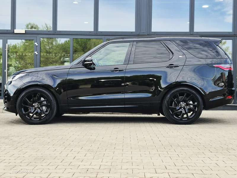 Land Rover Discovery 9