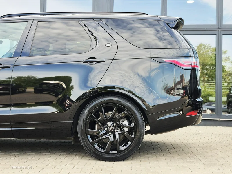 Land Rover Discovery 10
