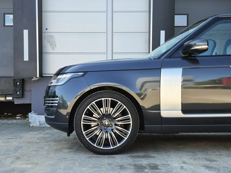 Land Rover Range Rover 8