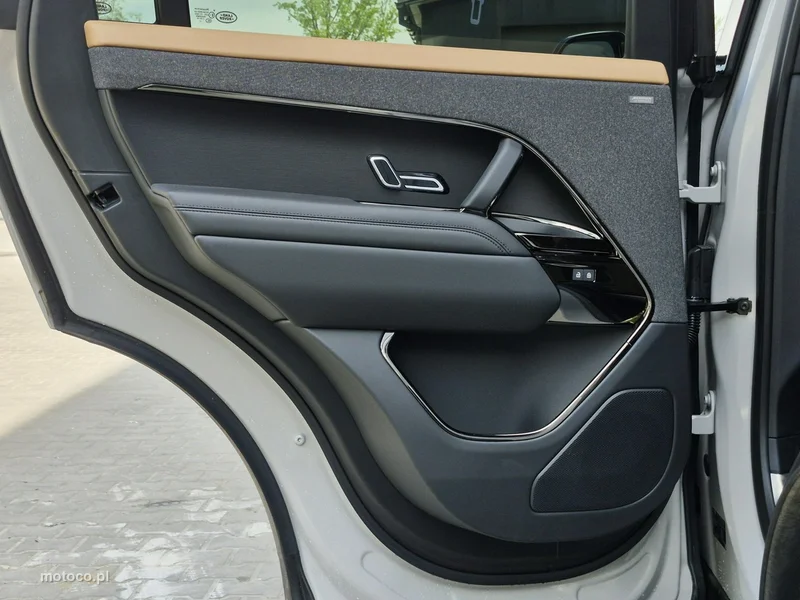 Land Rover Range Rover Sport 23