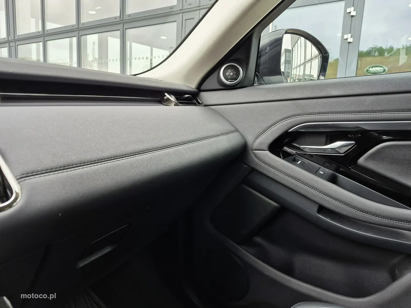 Land Rover Range Rover Evoque 34