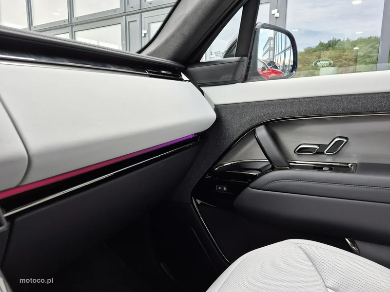 Land Rover Range Rover Sport 36