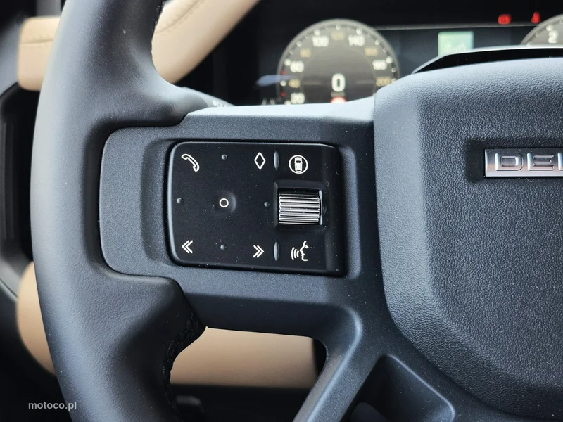 Land Rover Defender 30