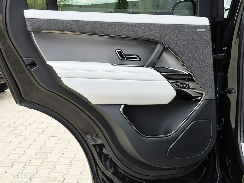 Land Rover Range Rover Sport 23