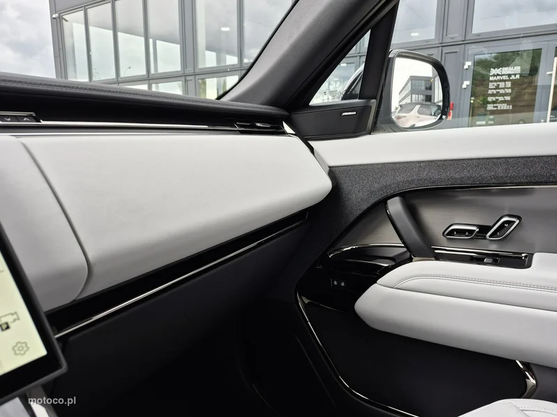 Land Rover Range Rover Sport 36