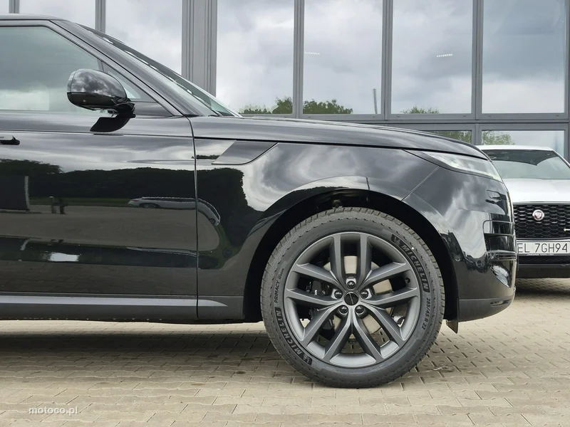 Land Rover Range Rover Sport 7