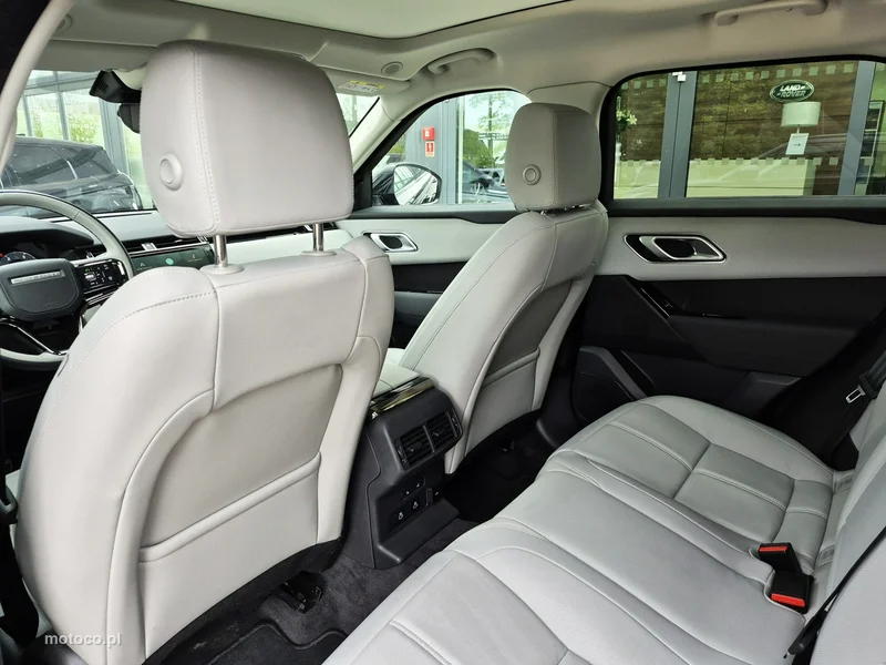 Land Rover Range Rover Velar 24