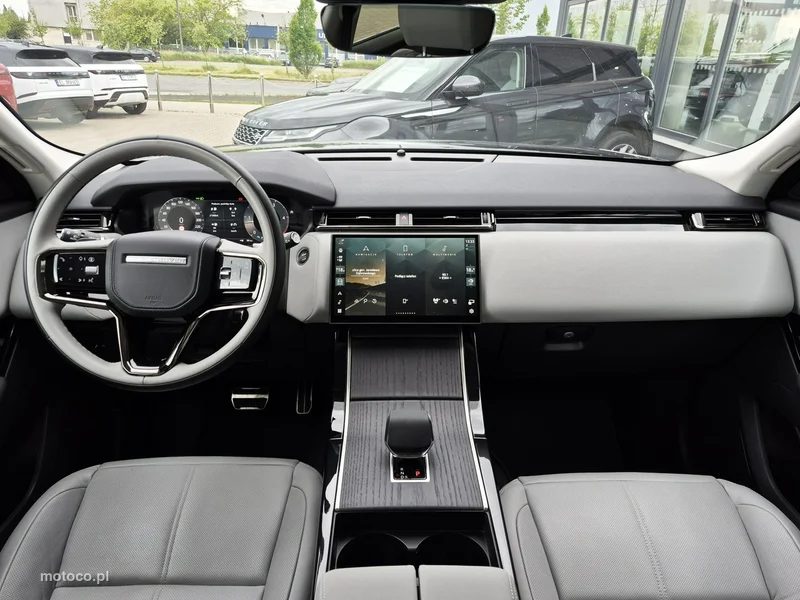 Land Rover Range Rover Velar 29