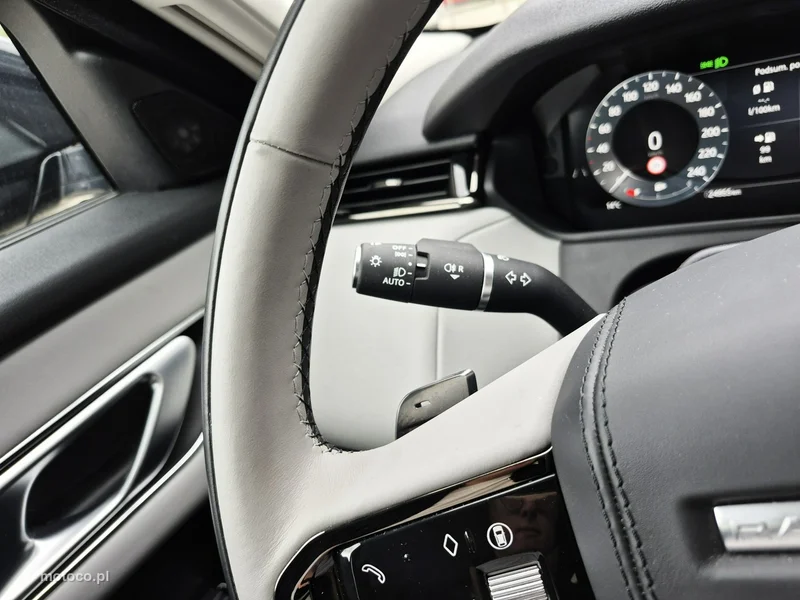 Land Rover Range Rover Velar 32