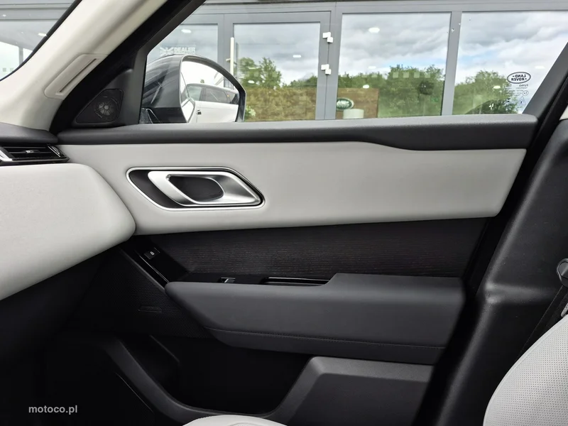 Land Rover Range Rover Velar 36