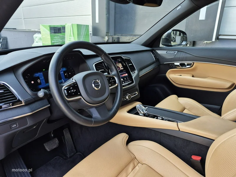 Volvo XC 90 21