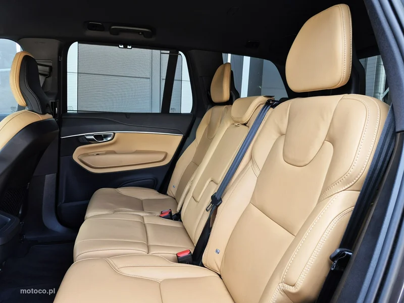 Volvo XC 90 26