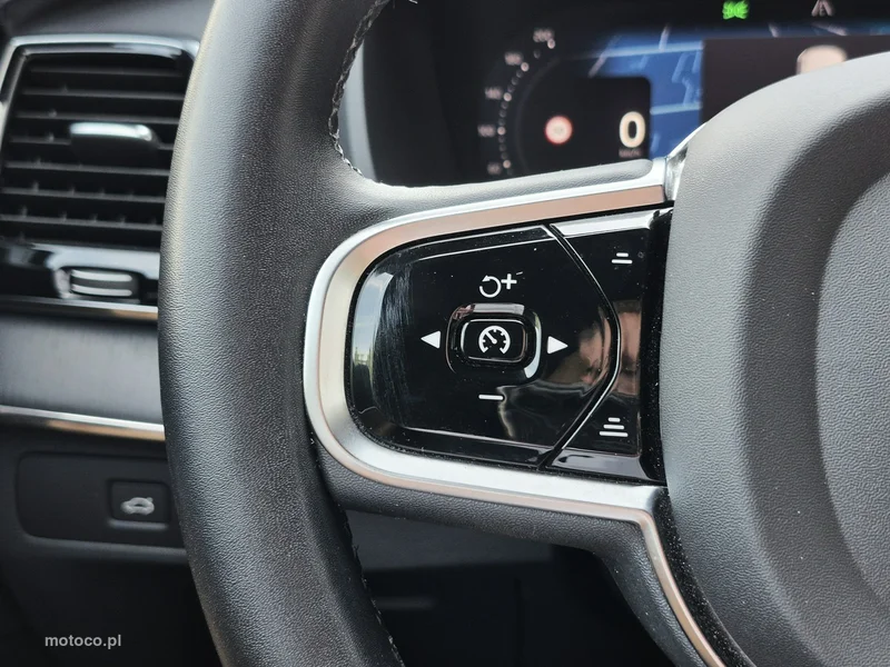 Volvo XC 90 31