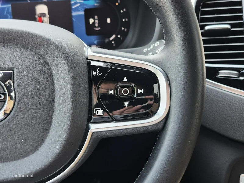 Volvo XC 90 32