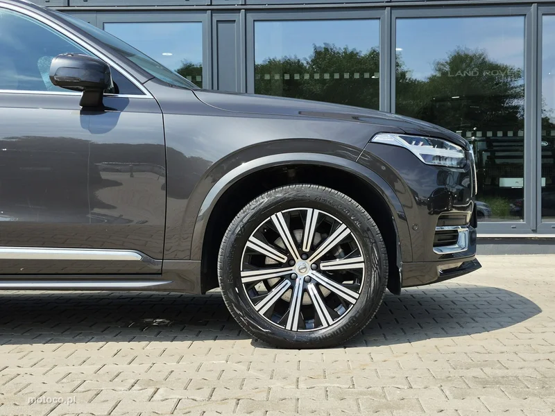Volvo XC 90 8
