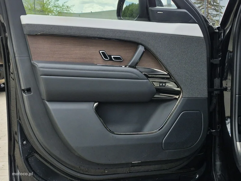 Land Rover Range Rover Sport 17