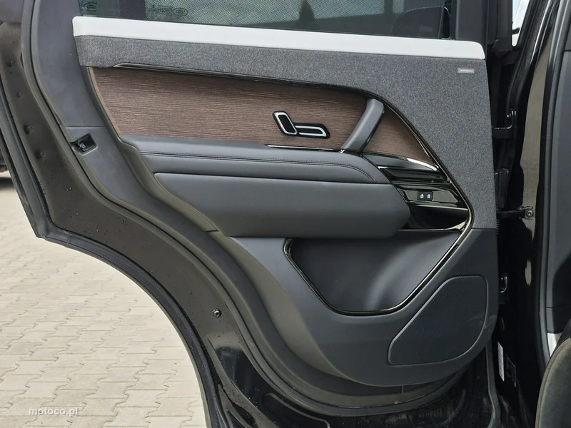 Land Rover Range Rover Sport 23