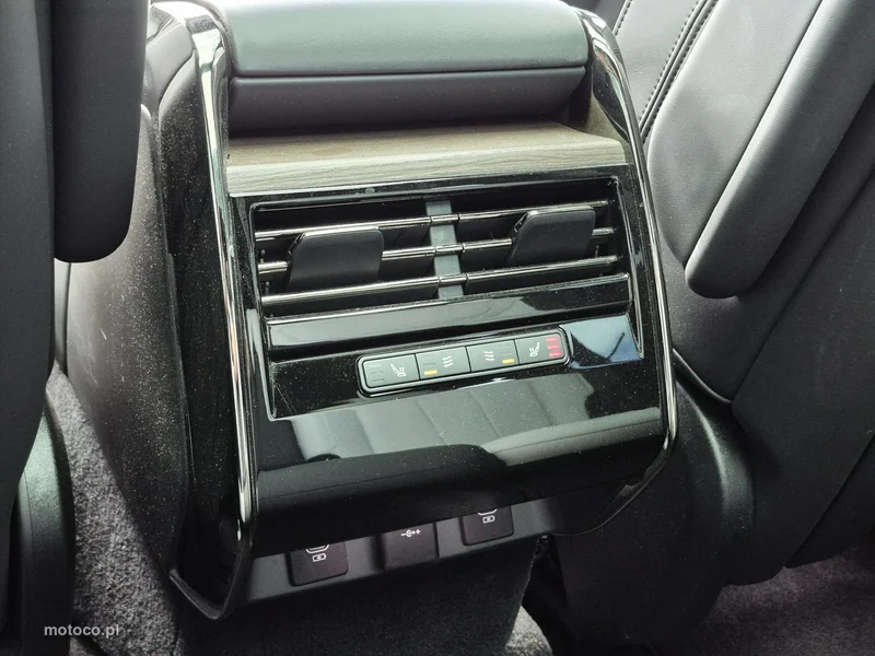 Land Rover Range Rover Sport 26