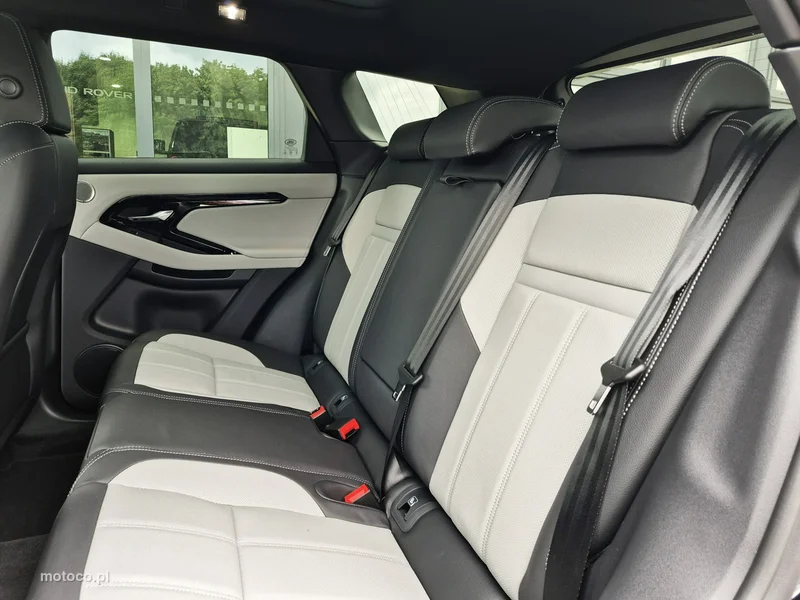 Land Rover Range Rover Evoque 24