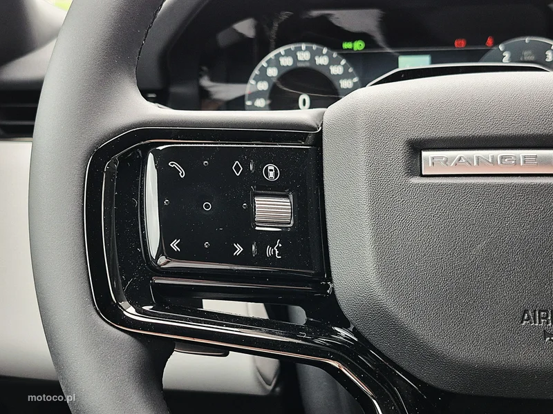 Land Rover Range Rover Evoque 29