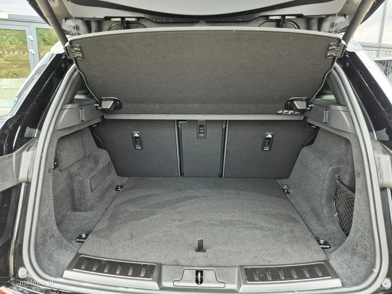 Land Rover Range Rover Evoque 39