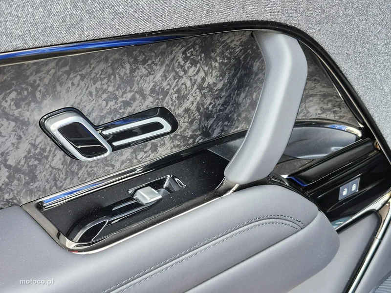 Land Rover Range Rover Sport 24