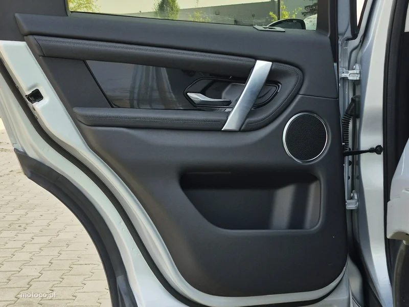 Land Rover Discovery Sport 23