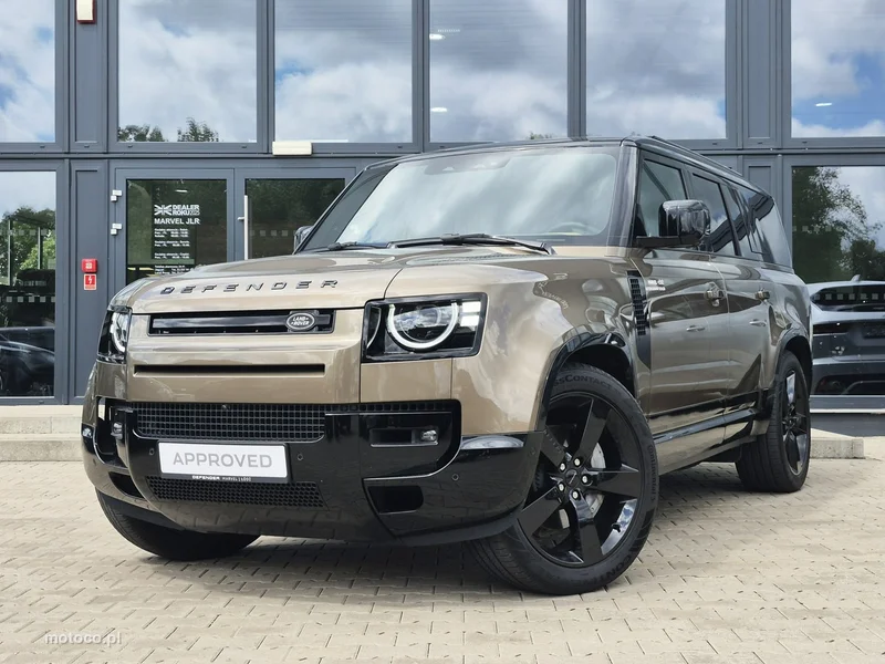 Land Rover Defender 2