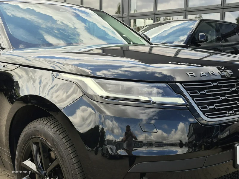 Land Rover Range Rover Velar 14