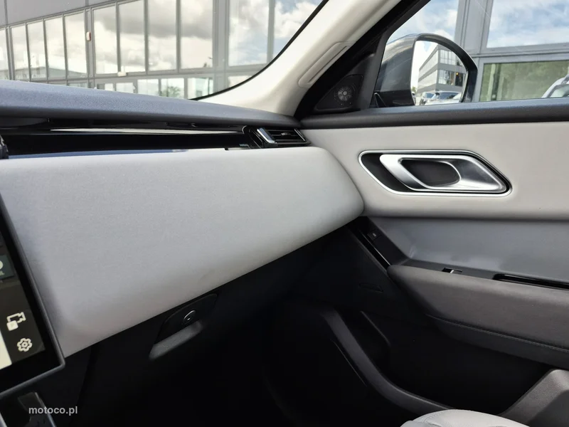Land Rover Range Rover Velar 38