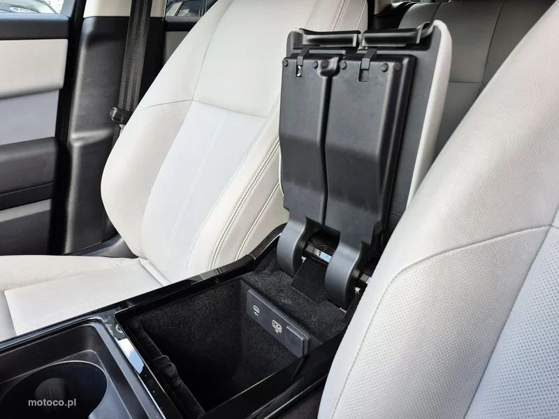 Land Rover Range Rover Velar 40
