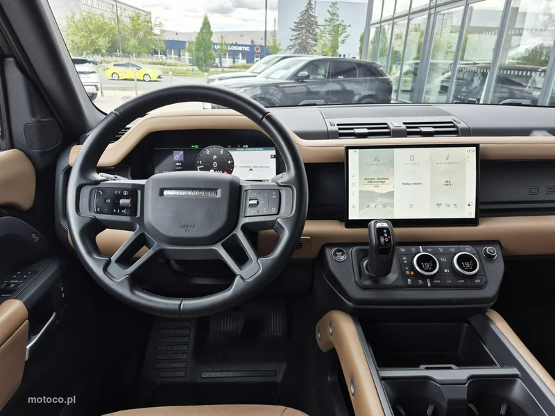 Land Rover Defender 30