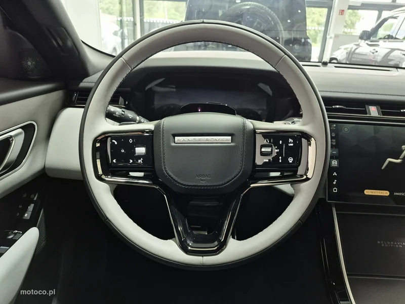 Land Rover Range Rover Velar 24