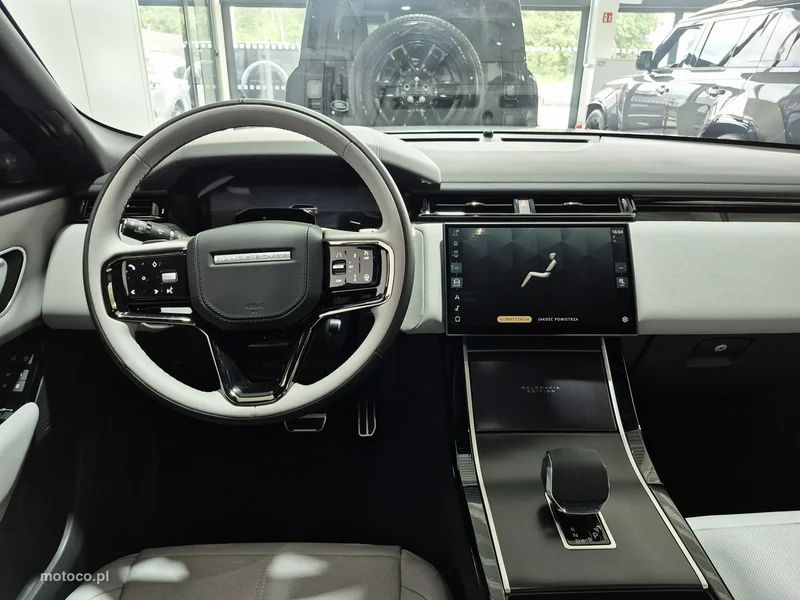 Land Rover Range Rover Velar 25
