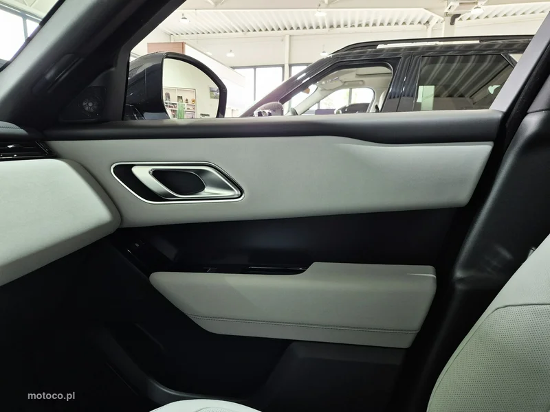 Land Rover Range Rover Velar 31
