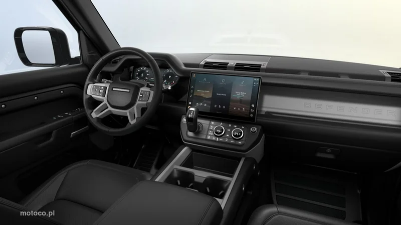 Land Rover Defender 6