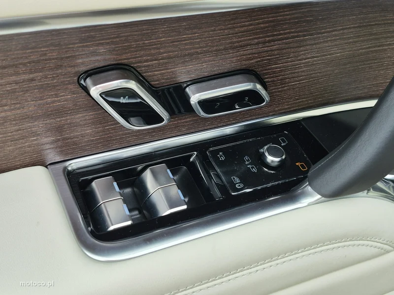 Land Rover Range Rover 18