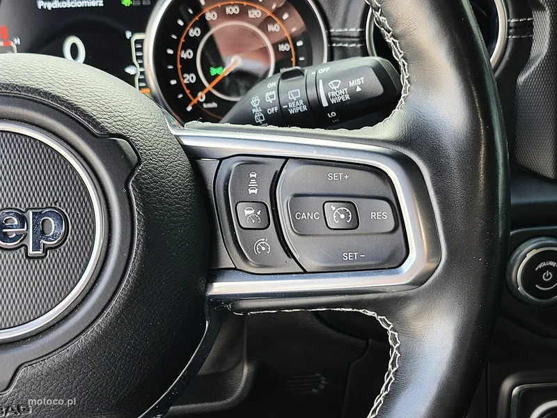 Jeep Wrangler 33