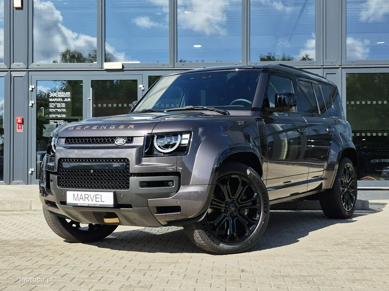 Land Rover Defender 2