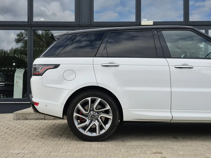 Land Rover Range Rover Sport 7
