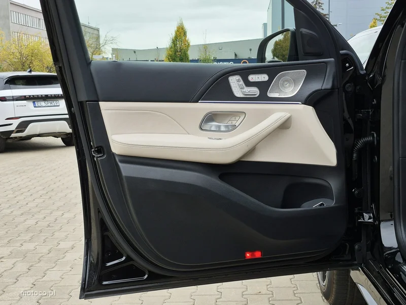 Mercedes-Benz GLS Klasa 19