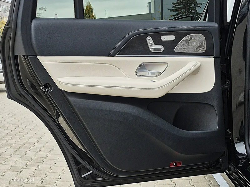 Mercedes-Benz GLS Klasa 24
