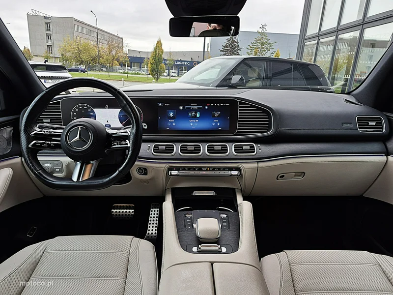 Mercedes-Benz GLS Klasa 32