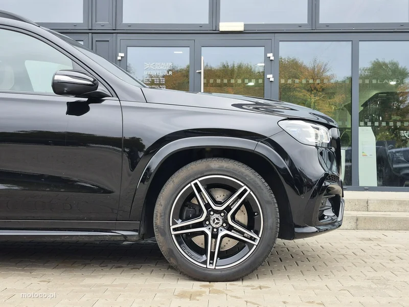 Mercedes-Benz GLS Klasa 8